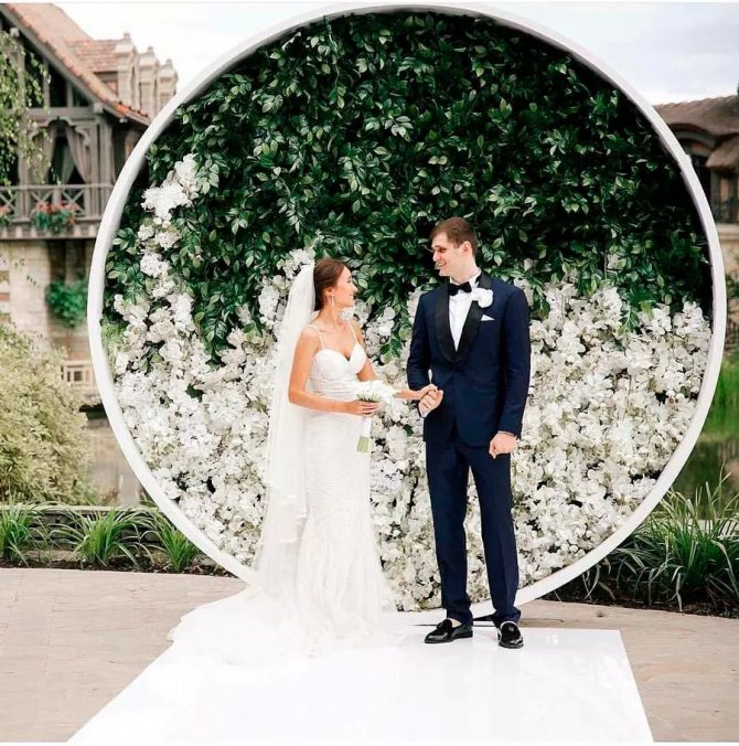 17 идей оформления свадьбы цветами 4