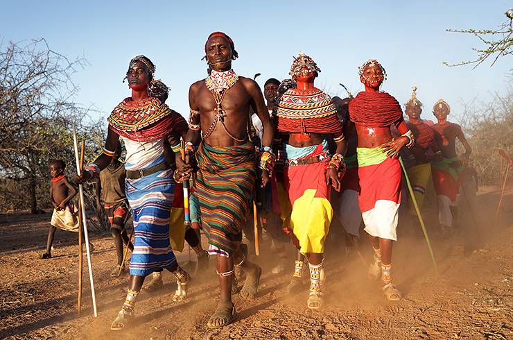 7 диковатых традиций первой брачной ночи в странах третьего мира