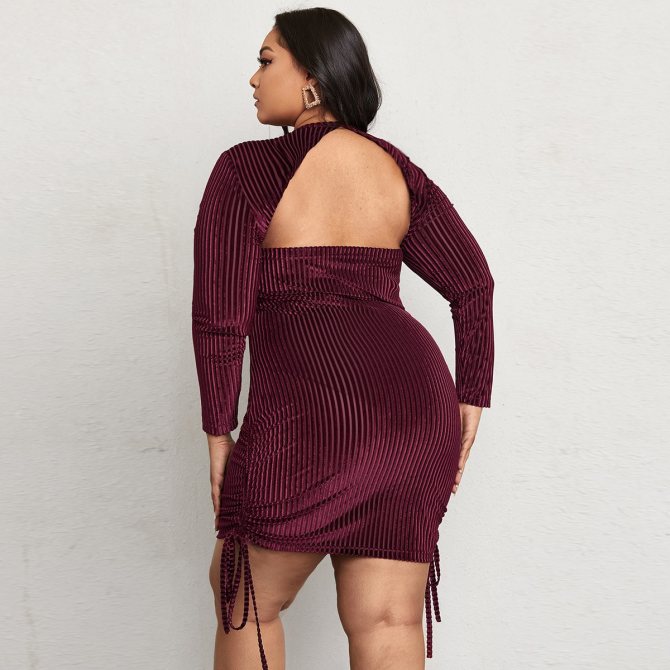 Бархатное платье размера плюс на кулиске с открытой спиной