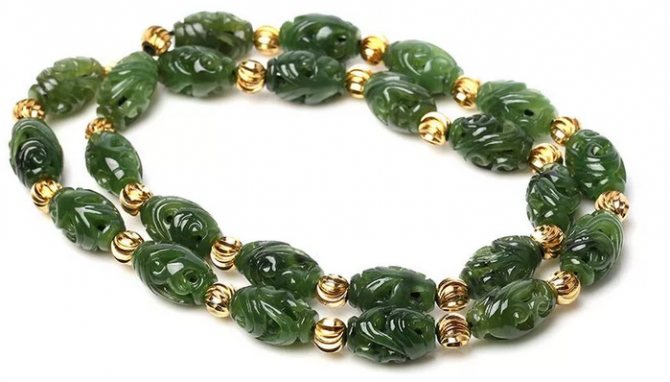 Браслет из нефрита