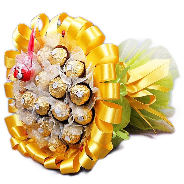 букет из конфет в желтой обертке