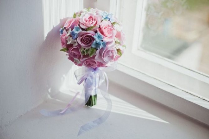 букет невесты из фоамирана 3