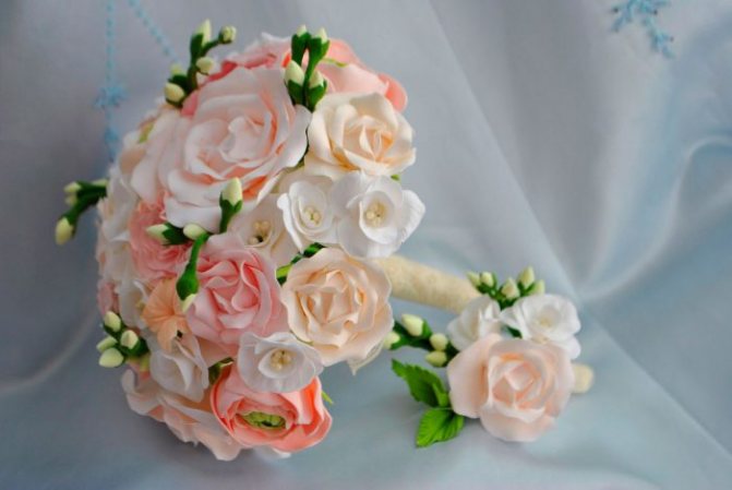 букет невесты из фоамирана 4