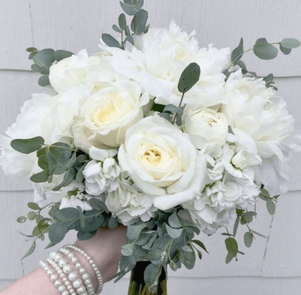 Букет невесты из живых цветов своими руками. Как сделать, фото