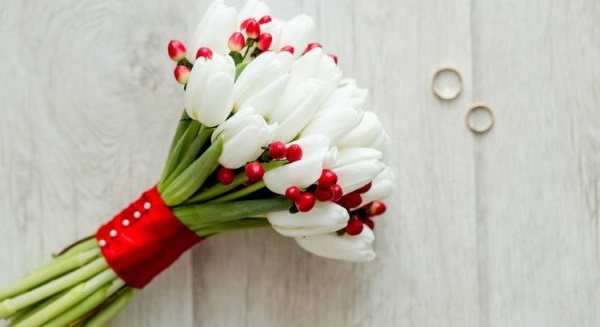 Букет невесты из живых цветов своими руками. Как сделать, фото