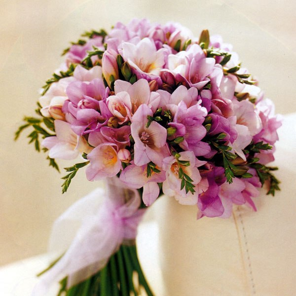 букет невесты в розовых тонах