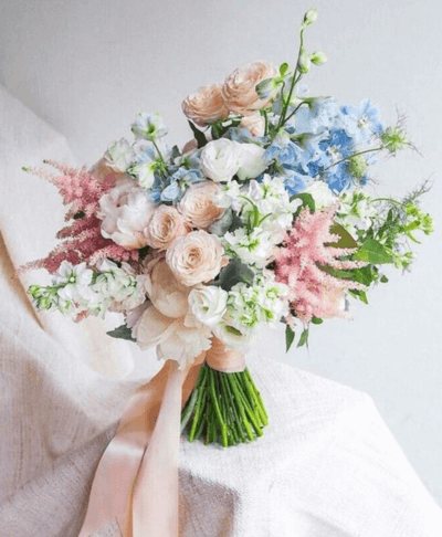 букет невесты зимний вариант синий