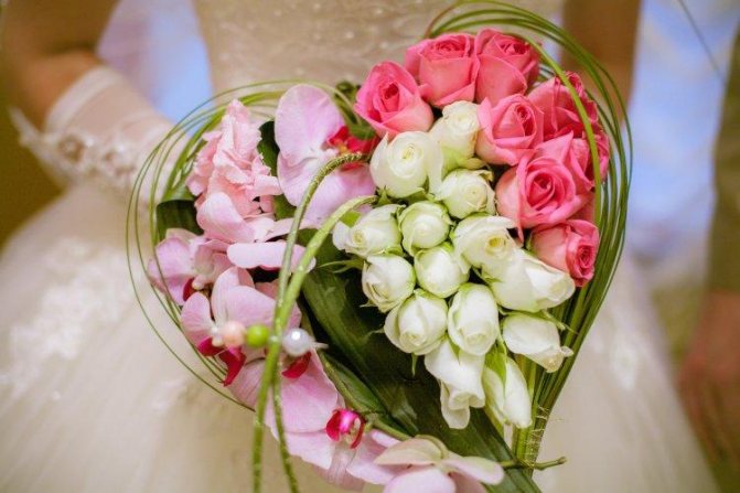 Букет в форме сердца