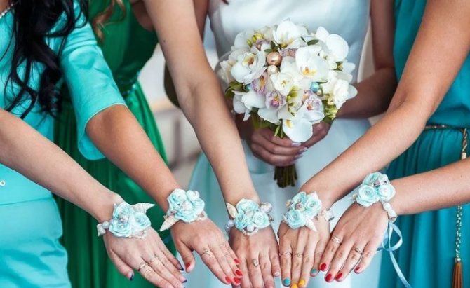 Бутоньерка на руку невесте