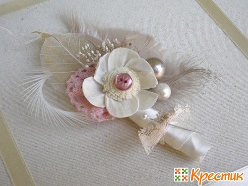 Бутоньерки для жениха и невесты