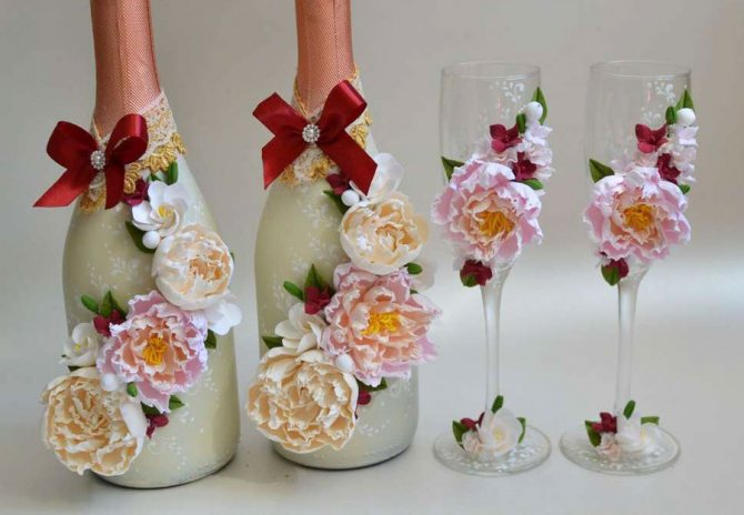 Бутылки шампанского на свадьбу
