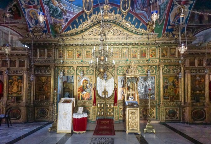 церковь в старом городе в Иерусалиме