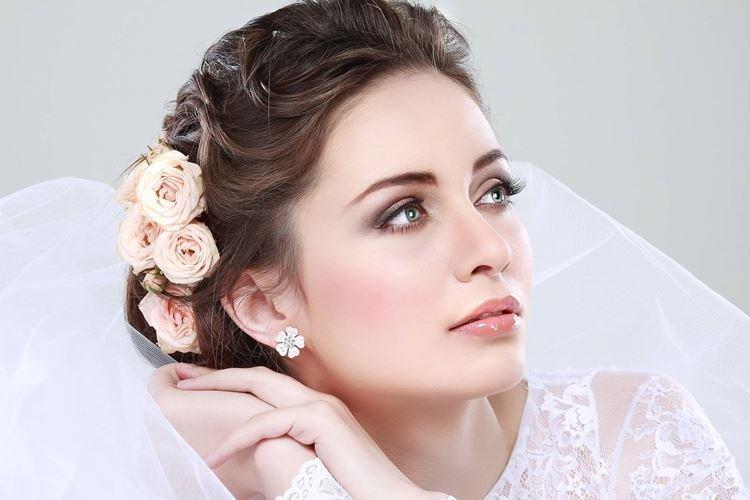 Чем отличается свадебный макияж