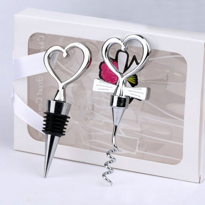 Что подарить на стальную свадьбу 11 лет семье друзей: идеи подарков