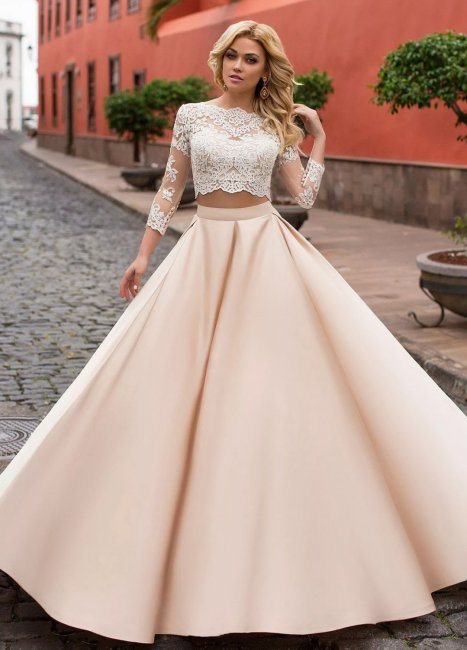 Цвет наряда crop top