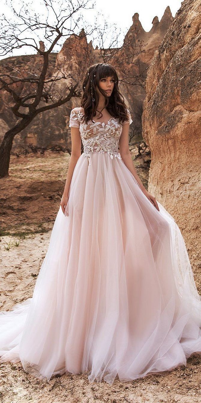 Цвета свадебных платьев 2022: основные тренды 24