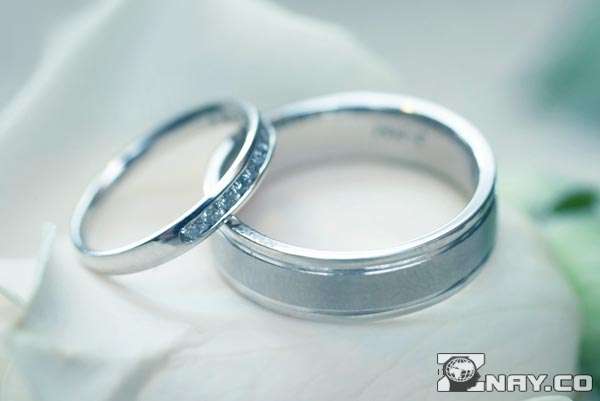 Два свадебных украшения