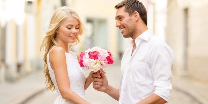 Есть много примет о двухлетии свадьбы