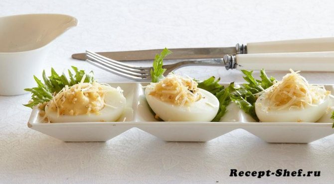 Фаршированные яйца Цезарь