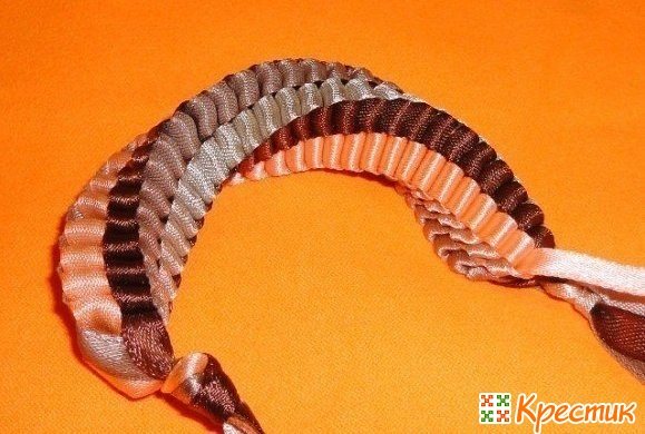 Фенечки из 4 ленточек