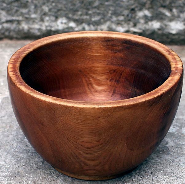 Фото деревянной посуды на 5-ю годовщину свадьбы