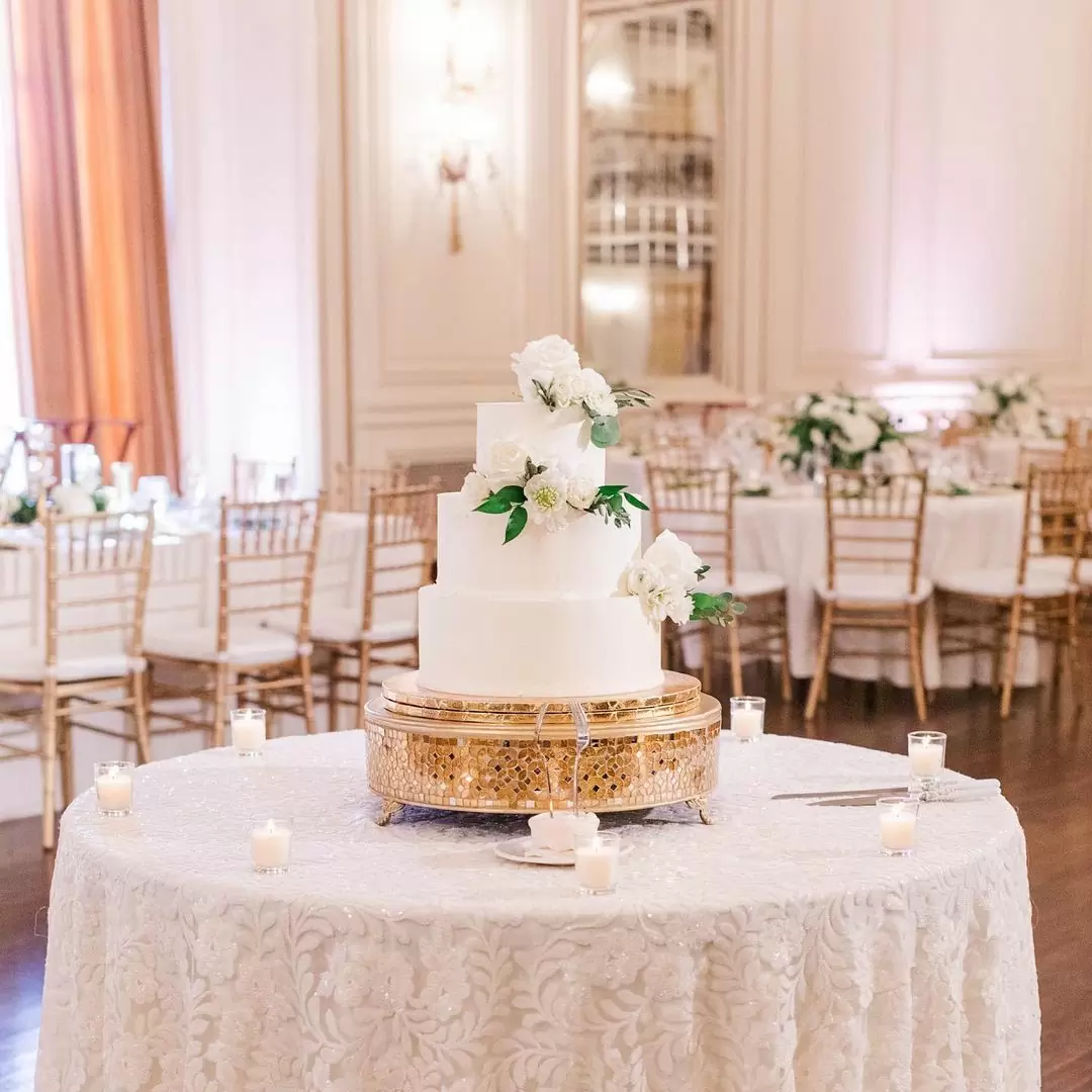 Фото. Необычные места для свадебной церемонии в Москве: где зарегистрировать брак в 2022 году._02.jpg