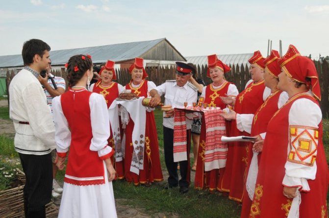 Фото с сайта: i.svadba-inform.ru