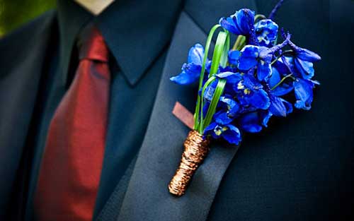 Голубая бутоньерка на свадьбу