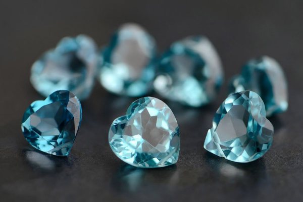 голубой топаз