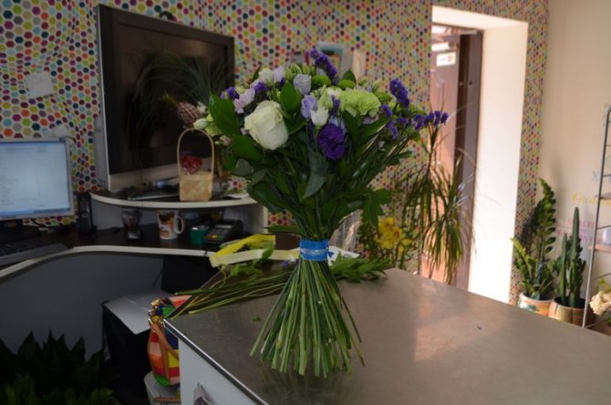 Изготовление букета из хризантем своими руками