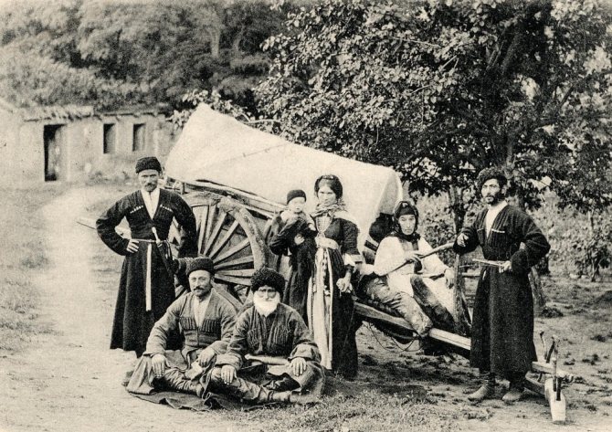 Кабардинская семья открытка 1905 года