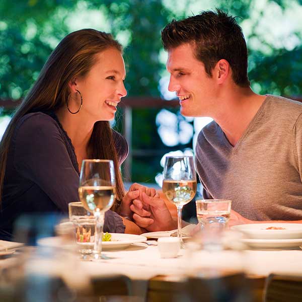 Как отметить годовщину отношений?