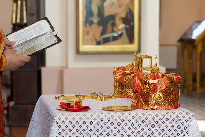 Как проходит венчание