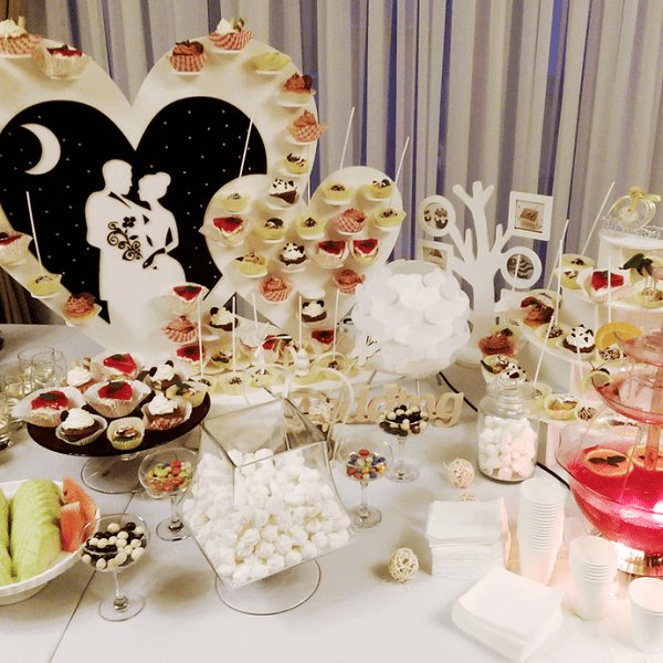 как украсить фуршетный стол дома своими руками