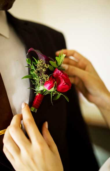 Какие приметы бутоньерки