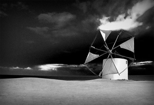 Картинка стала похожа на инфракрасное изображение