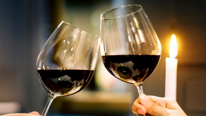 Когда зажигать венчальные свечи