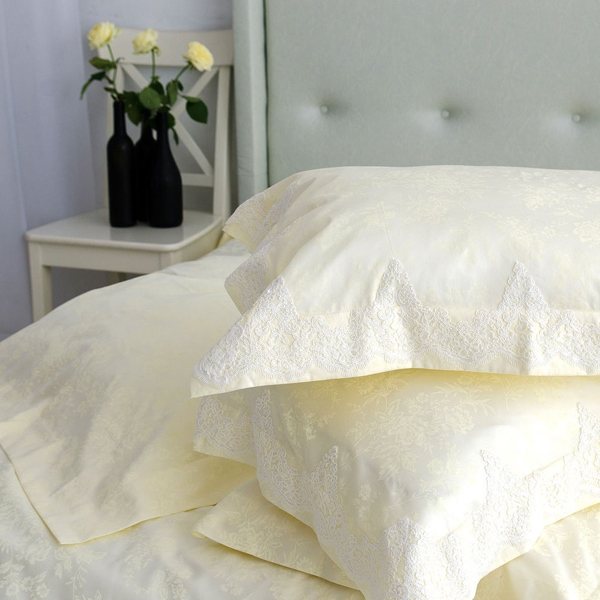 комплект постельного белья на свадьбу