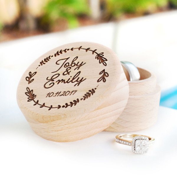 коробка для колец на свадьбе