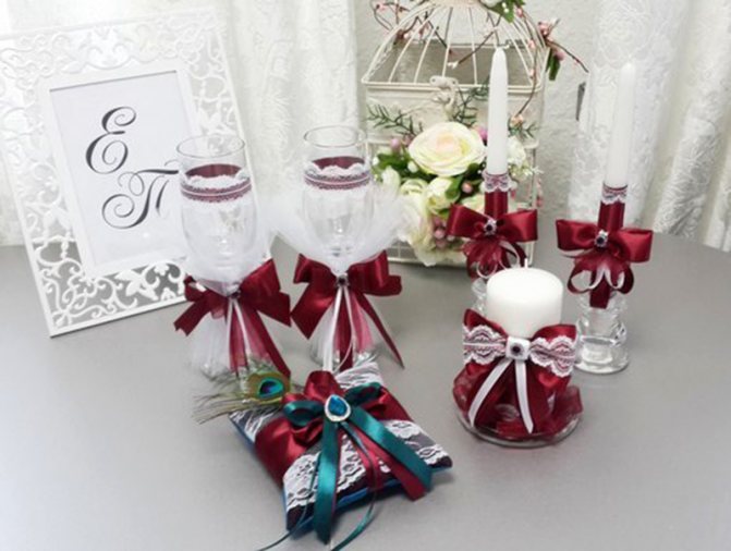 Красивые поздравления с гранатовой свадьбой 19 лет для друзей в стихах и прозе