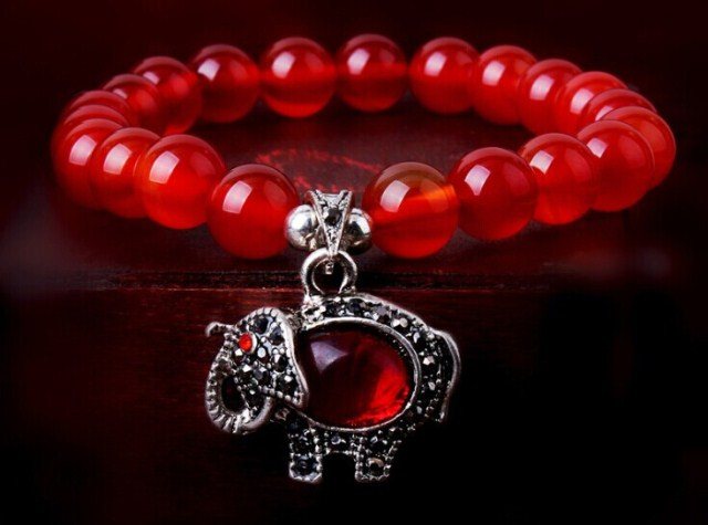 Красный агат