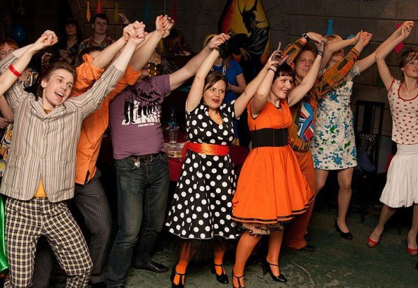 краткий сценарий свадьбы в стиле Стиляги