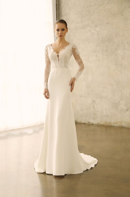 Кружевное свадебное платье