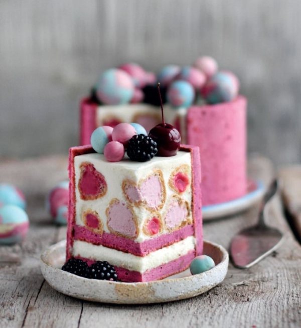 кусок торта