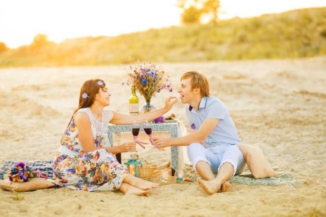 лов стори пикник