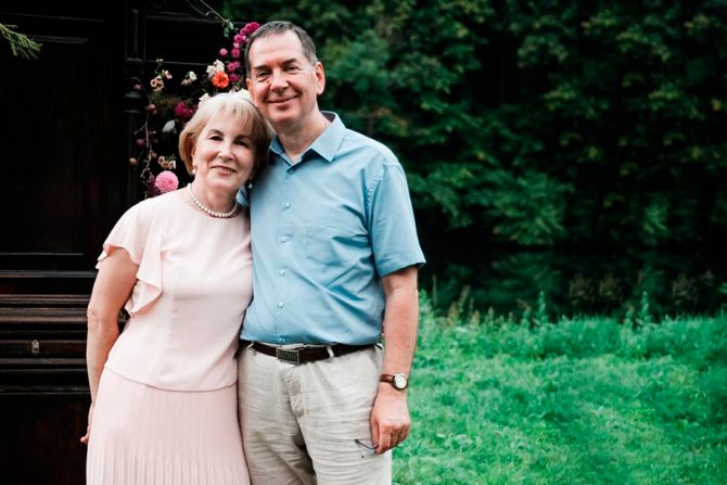 Макияж для мамы невесты: особенности мейкапа для зрелой женщины на свадьбу