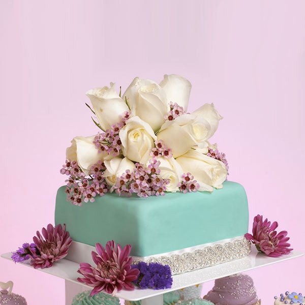 маленький торт с мастикой на свадьбу