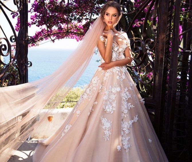 Модная свадебная фата 2022 года: фото самых свежих тенденций