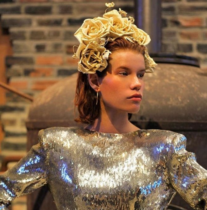 Модные свадебные диадемы 2022 фото роскошных вариантов