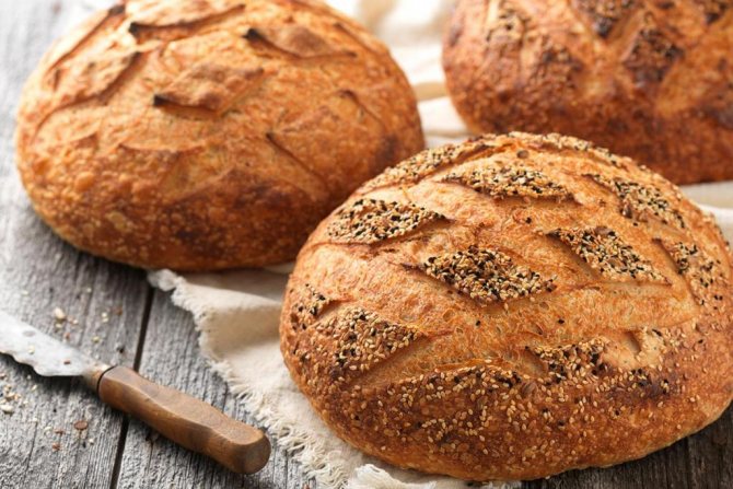 На каждом столе